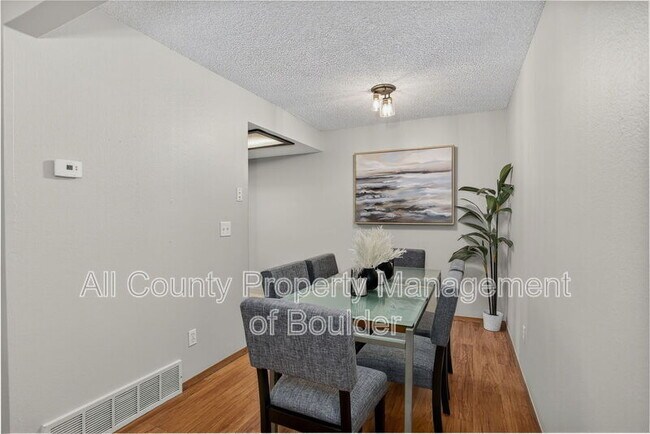 Foto del edificio - 2865 Sundown Ln