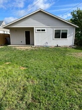 Building Photo - 2112 E Dalke Ave