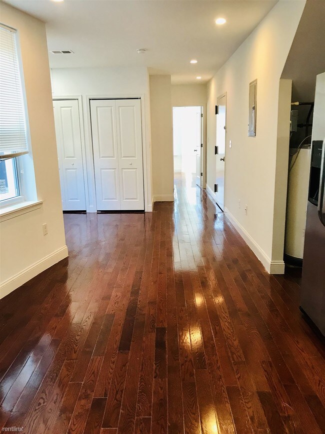 Foto del edificio - 2 br, 1 bath  - 5137 Hazel Ave # 2