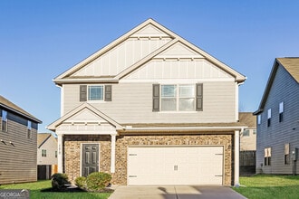 Building Photo - 175 Leland Ln