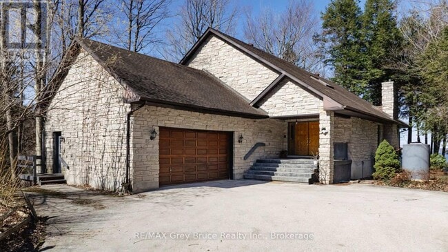 Photo du bâtiment - 128 Thornridge Rd