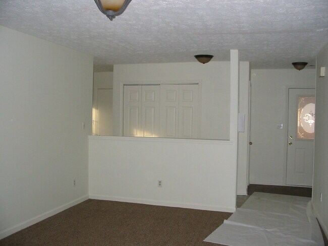 Foto del edificio - 1205 Sunday Ln