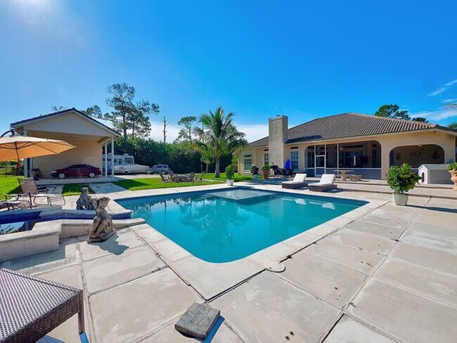 Foto del edificio - 17945 36th Ct N