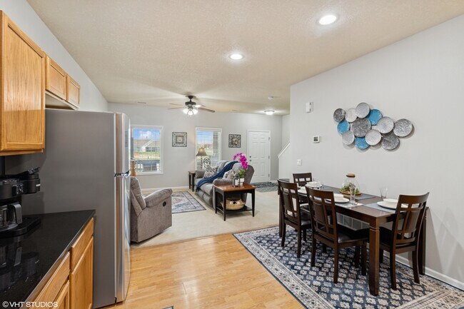 Foto del edificio - 284 SE Booth Ave