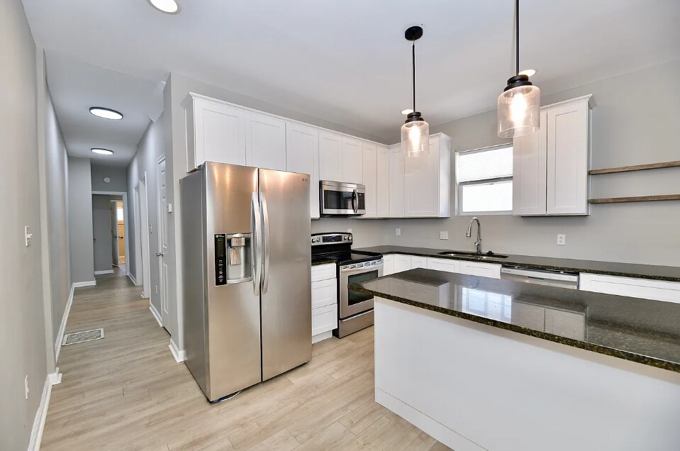 Foto principal - 8110 Bentley Farms Dr