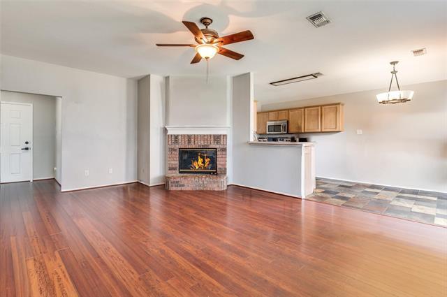 Foto del edificio - 9013 Winding River Dr