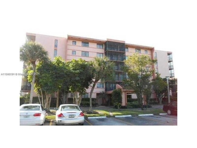 Building Photo - 20850 San Simeon Way
