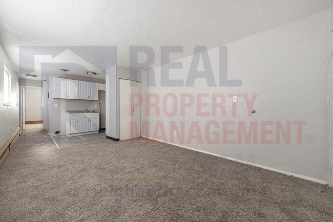 Building Photo - 3520 W 105th,