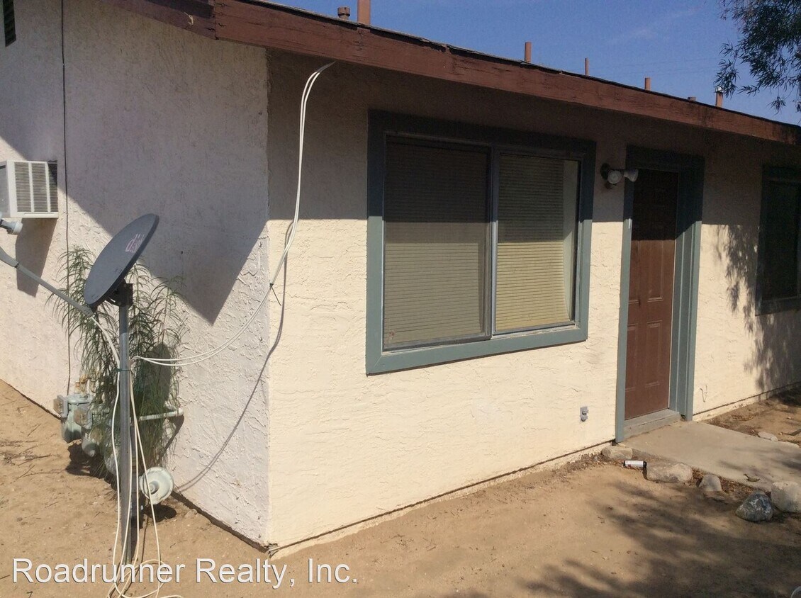 Building Photo - 73438 El Paseo Dr
