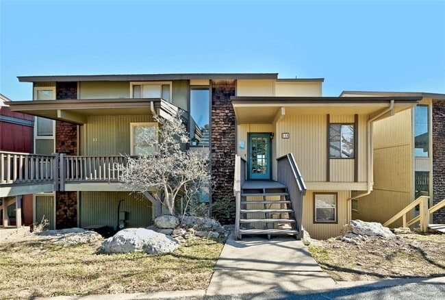 Building Photo - 115 Comanche Dr