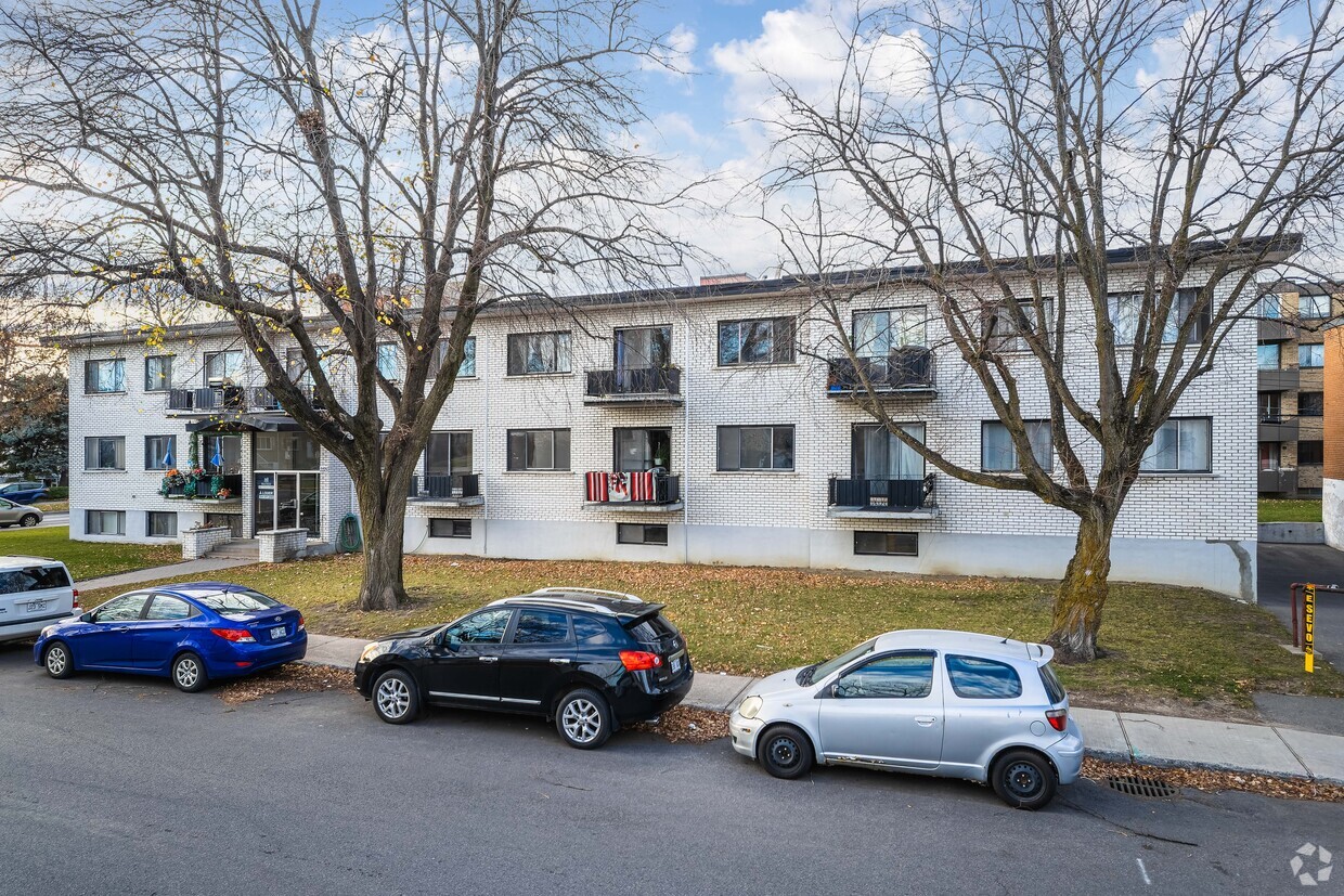 Building Photo - 2175 Rue Billeron