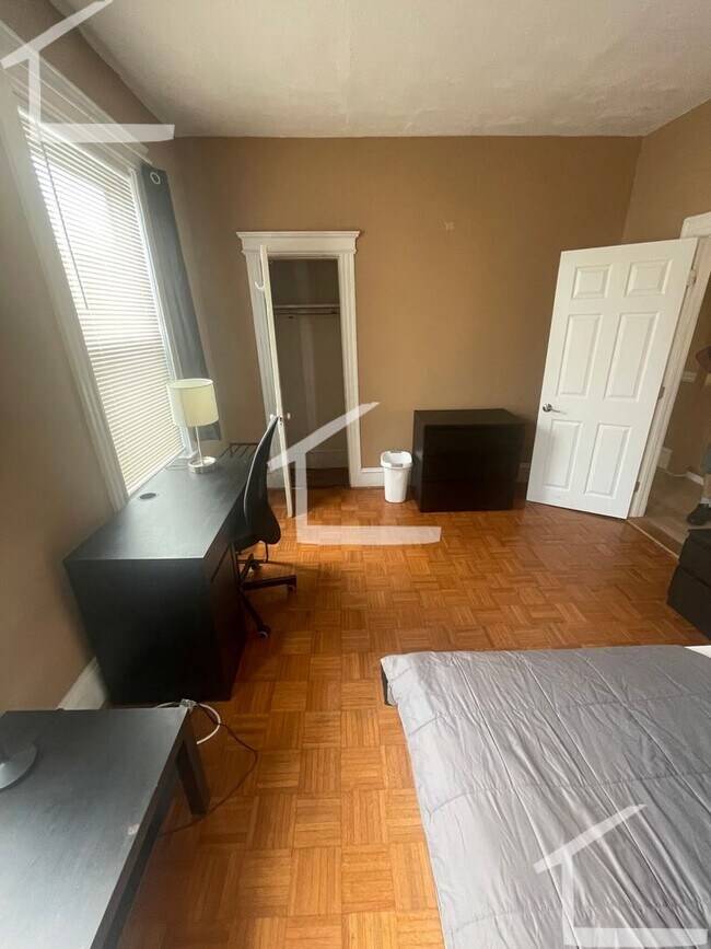 Foto del edificio - 2 Bed + Office in Heart of Cambridge!  Cen...