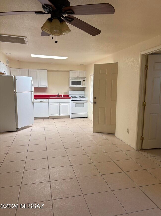 Foto del edificio - 5068 E Fort Lowell Rd