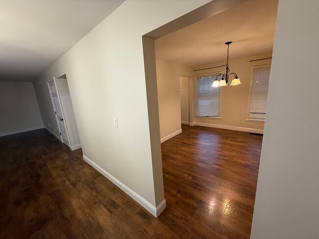 Foto del edificio - 125 Fieldstone Dr