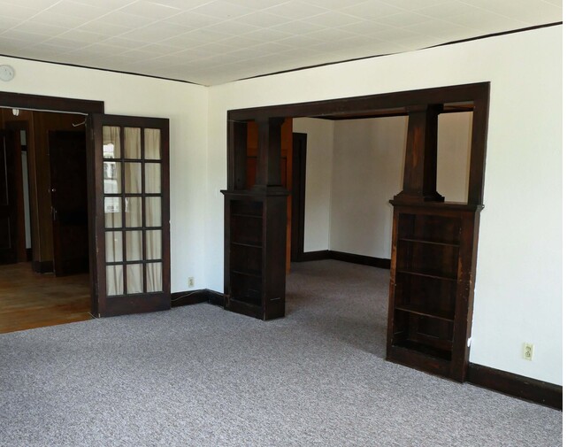 Living Room - 1937 University Ave