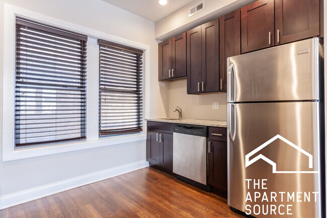 Foto del edificio - 525 W Barry Ave