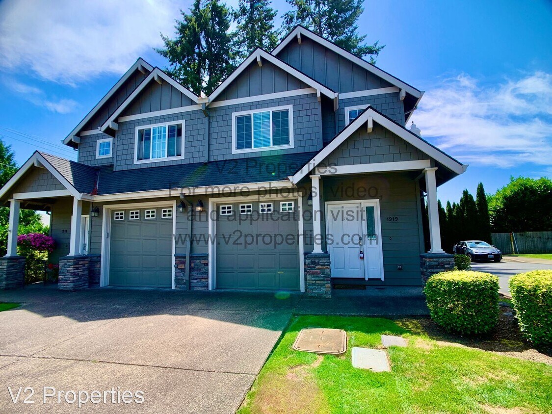 1919 N Pine St, Canby, OR 97013 House Rental in Canby, OR