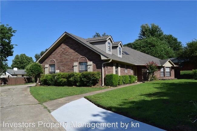 Building Photo - 4 br, 3 bath House - 1706 Lovers Lane