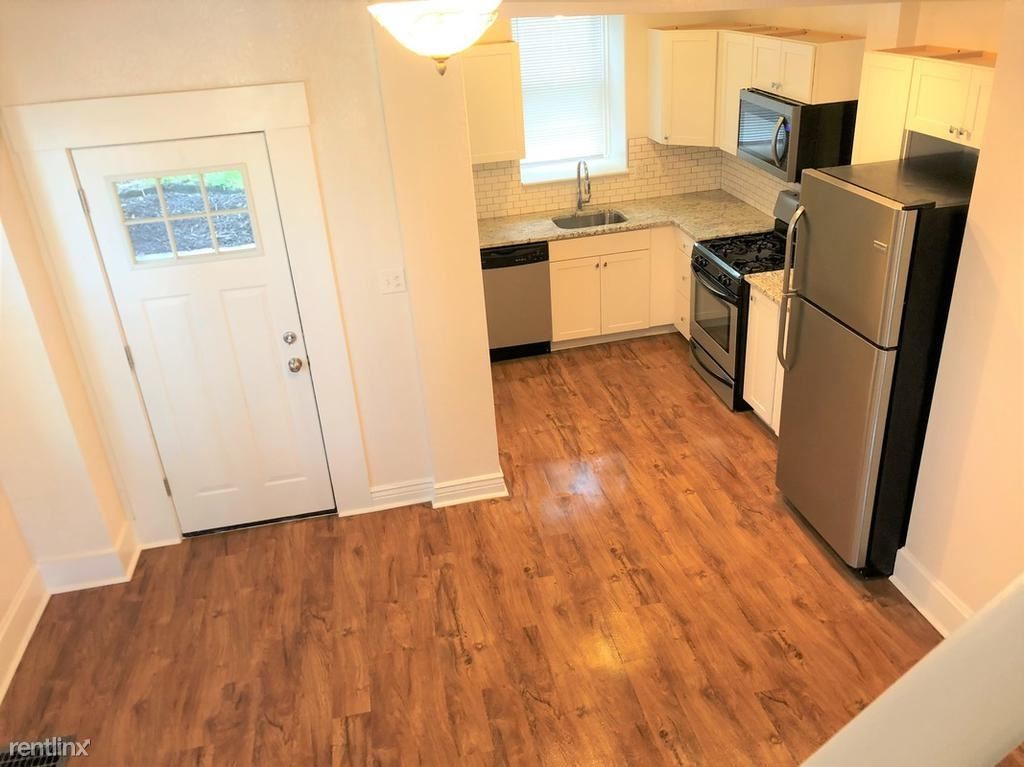 Primary Photo - 2 br, 1 bath Apartment - 309 Belonda St