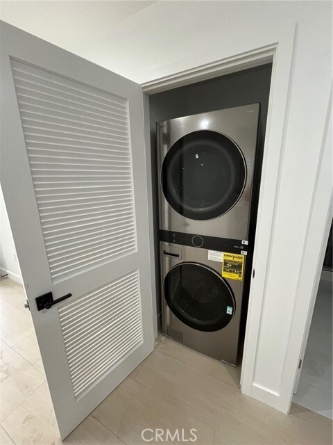 Foto del edificio - 8682 Oasis Ave