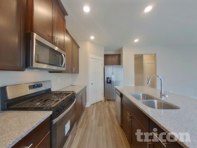 Foto del edificio - 202 Garrison Grove Dr