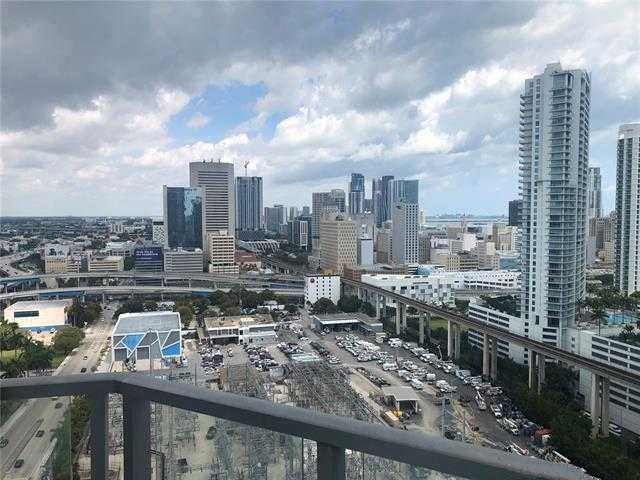 Foto del edificio - 175 SW 7th St