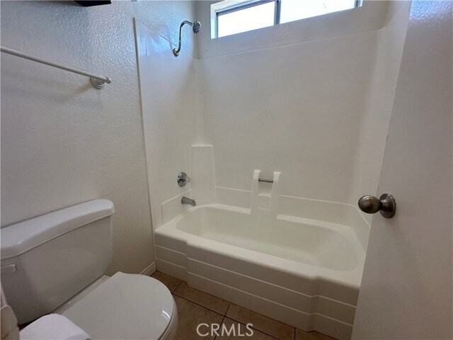 Building Photo - 4631 Oceanside Dr