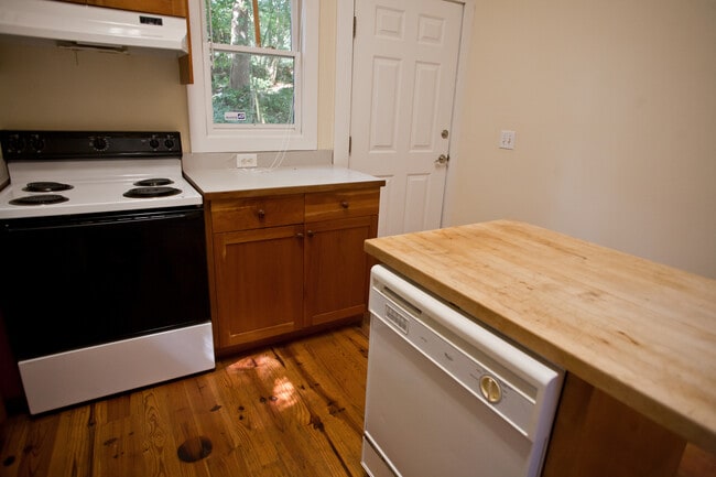 Foto del edificio - Spacious house close to UNC and Carrboro