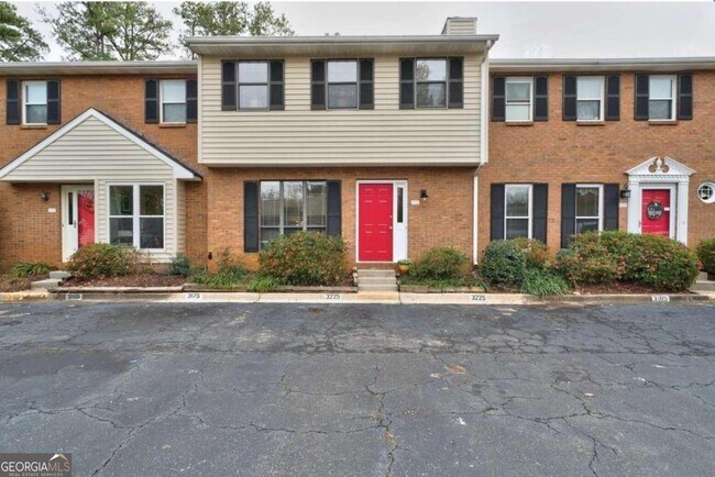 Building Photo - 3225 Cape Cir