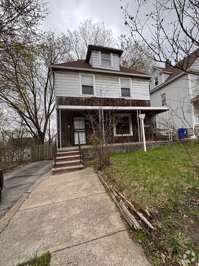 Building Photo - 10323 Grandview Ave