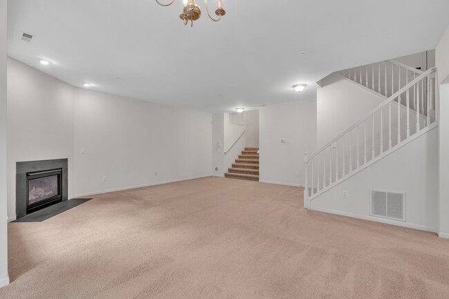 Building Photo - 3133 Asher Rd