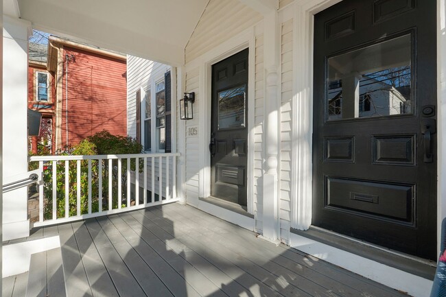 Foto del edificio - 105-107 Richards