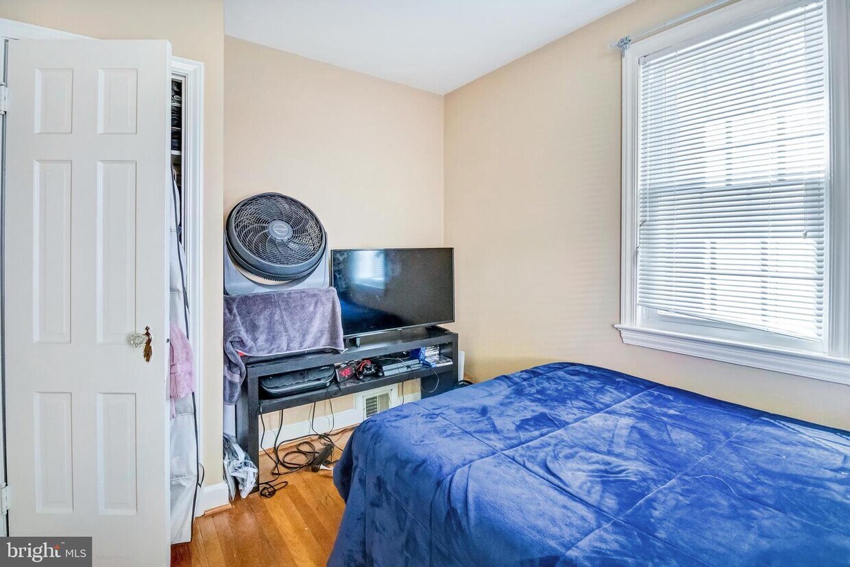 Foto principal - 4913 Berkley St