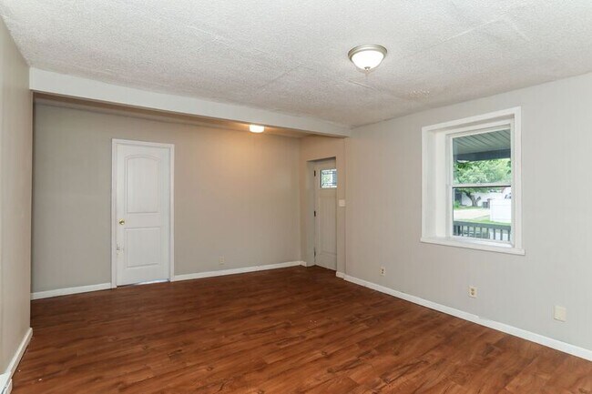 Foto del edificio - 2404-2406 Vermont St.