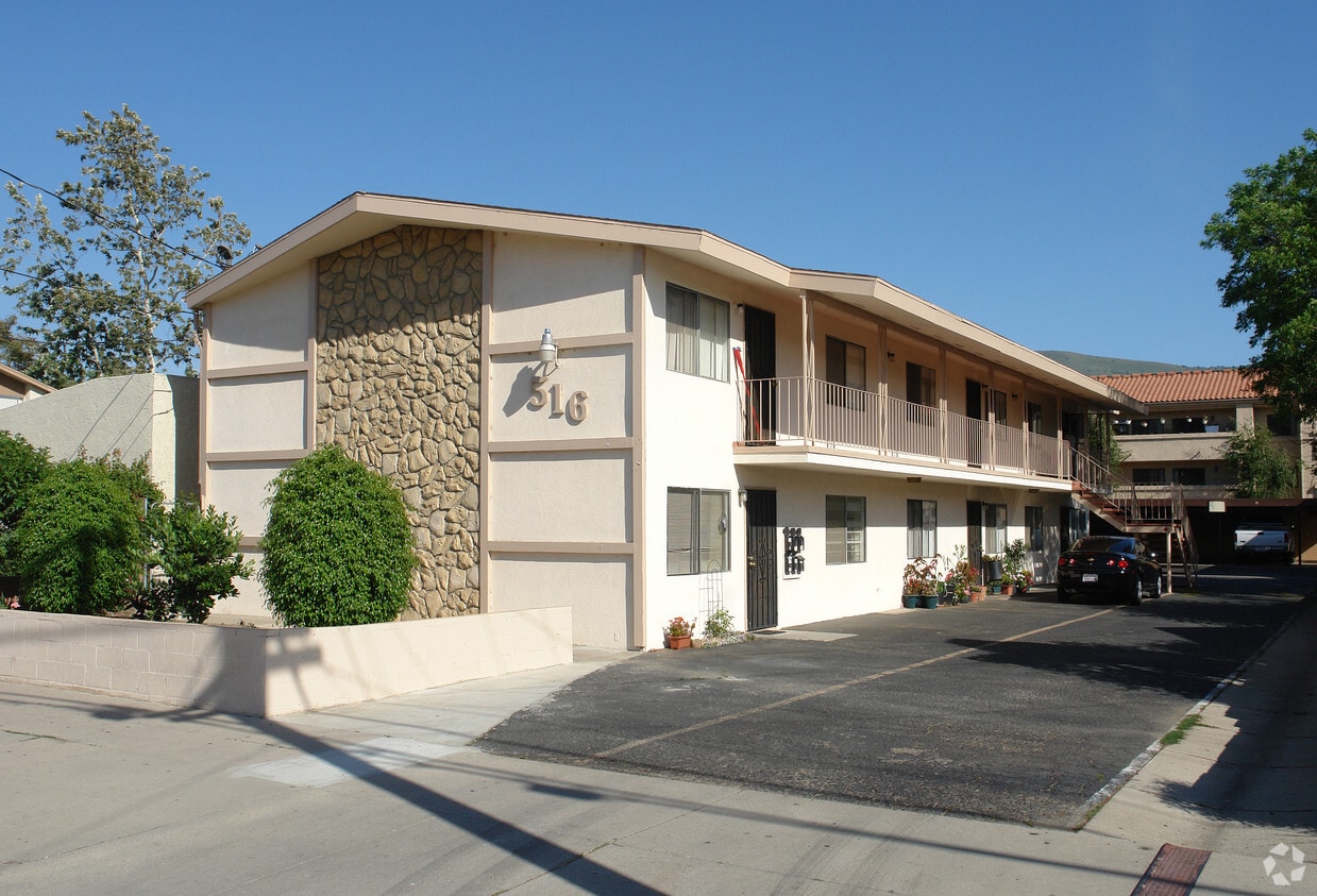 516 E Santa Barbara St, Santa Paula, CA 93060 Apartments in Santa
