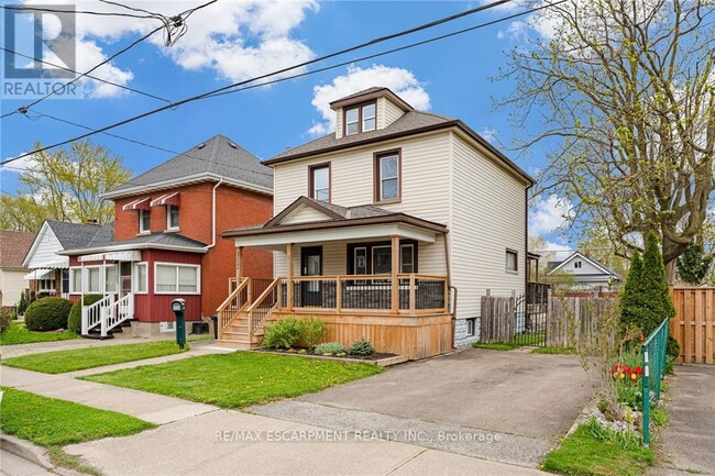 Building Photo - 112 Oakland Ave