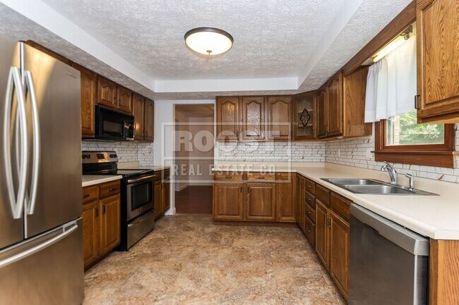 Foto del edificio - 2600 Brookdale Dr