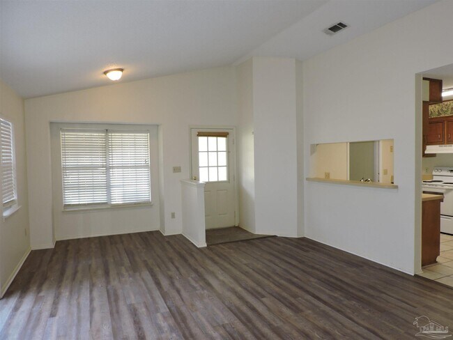 Building Photo - 8146 Treetop Ln