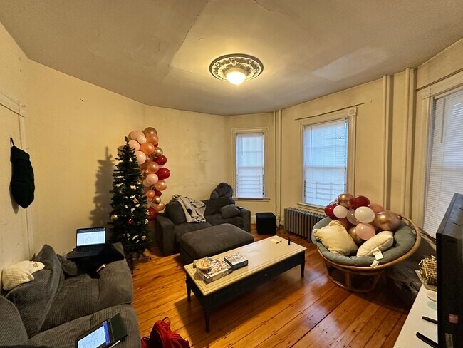 Foto del edificio - 172 Saint Alphonsus St