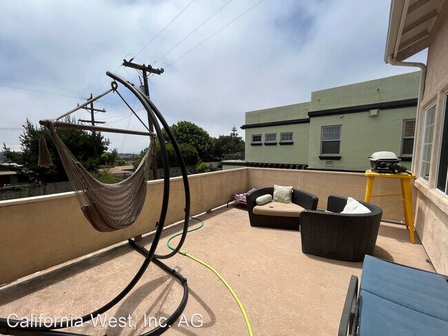 Foto del edificio - 3 br, 2.5 bath House - 868 Saratoga Avenue