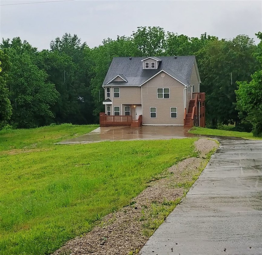 Primary Photo - 103 Woodland Rd