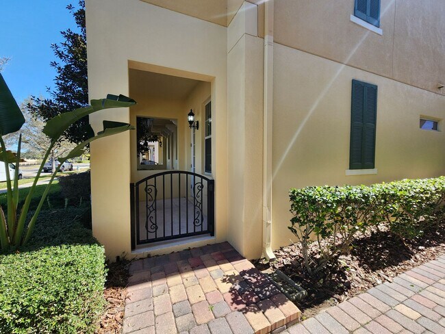 Foto del edificio - Beautiful LAKE NONA 3 Bedroom, 3 Bathroom ...