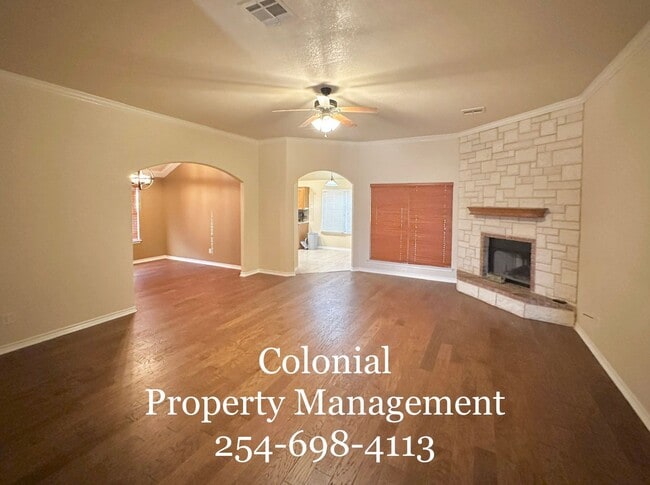 Foto del edificio - AVAILABLE MID MAY; APPLY TODAY ON OUR WEBSITE!!!