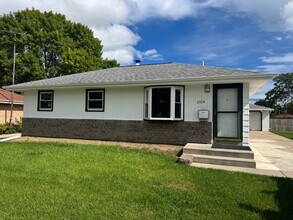 Building Photo - 6524 N 86th St