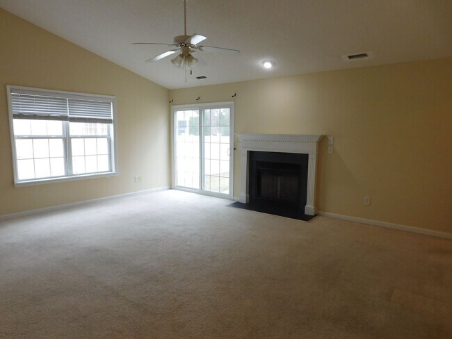 Foto del edificio - 3103 Drew Ave