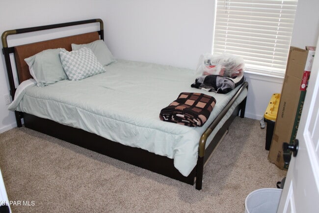 Building Photo - 15220 Ambition Ave