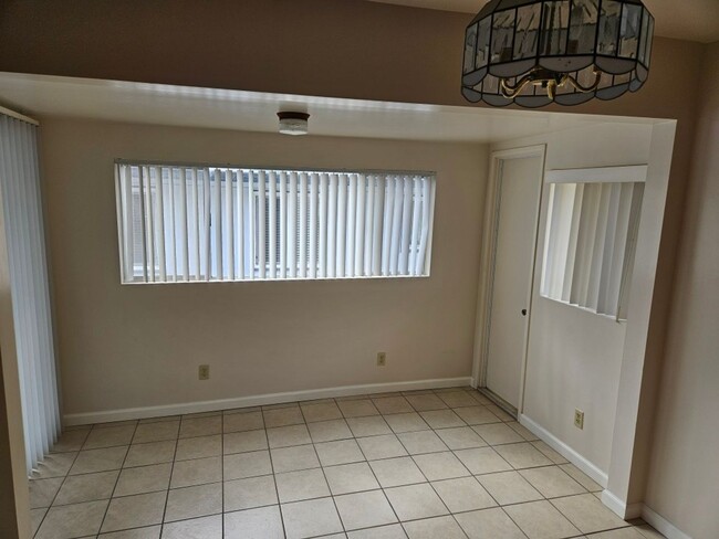 Foto del edificio - 2 Bedroom - 1 Bathroom unit in Point Loma