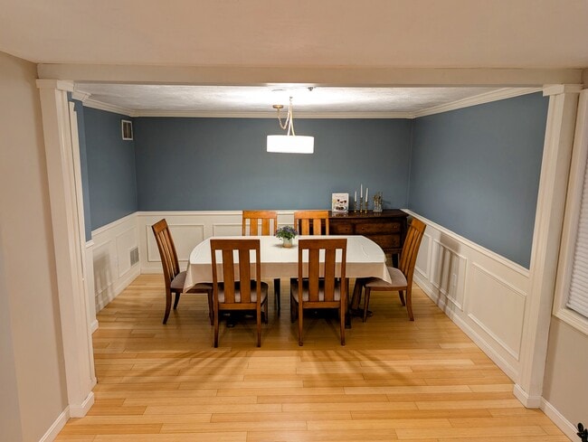 Foto del edificio - 55 Howland St