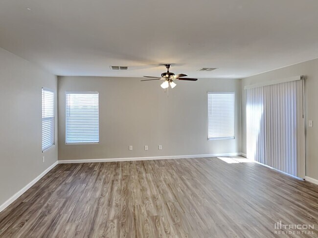 Building Photo - 8974 Spring Peeper Ave