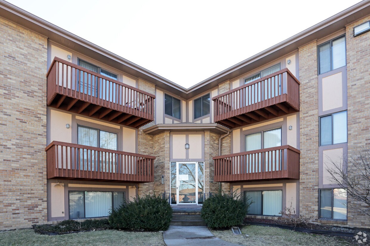 73rd Place Apartments Omaha, NE